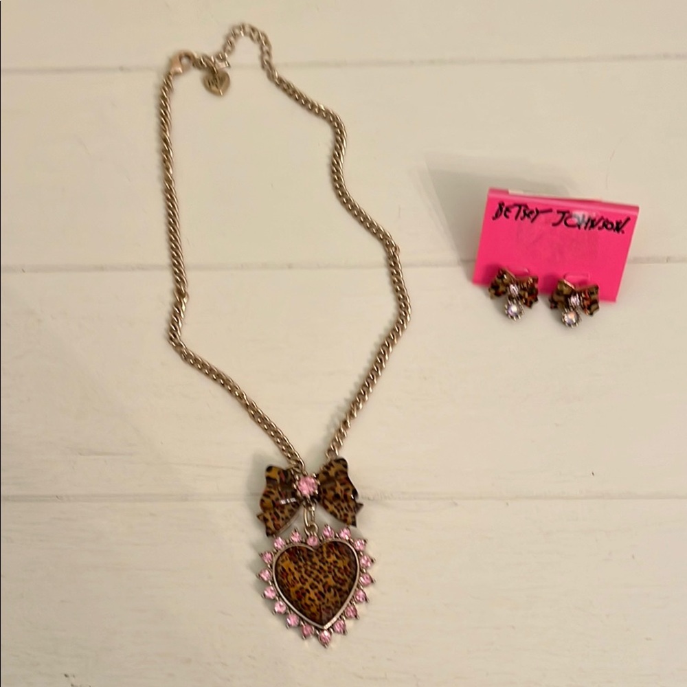Betsey Johnson Leopard Heart Necklace and Earring Set